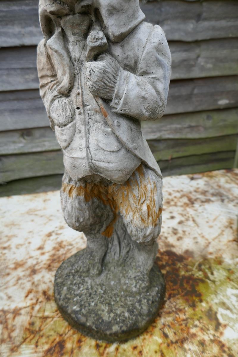Stone statue of Peter Rabbit - Approx height: 54cm - Bild 3 aus 3