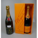 Bottle of Moet and Chandon Champagne 1985 together with a bottle of Veuve Cliquot Ponsardin