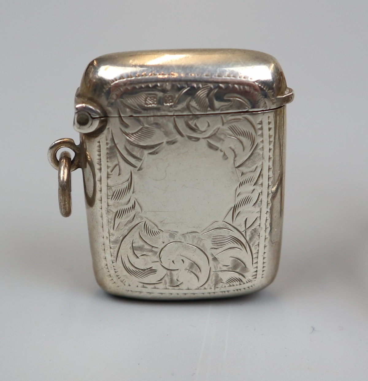 Collection of hallmarked silver items to include toast rack and vesta case - Approx weight 81g - Bild 4 aus 4