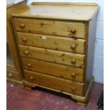 Pine chest of drawer?s