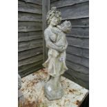 Stone statue of mother and child - Approx height: 68cm