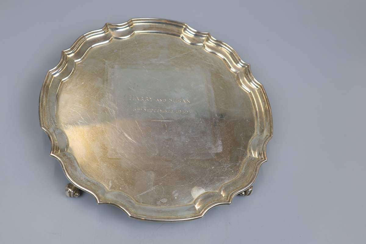 Large hallmarked silver salver - Approx weight 502g - Bild 2 aus 5