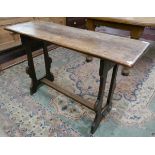 Antique oak hall/library table - Approx L: 122cm W: 43cm H: 76cm