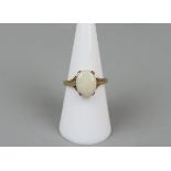 Gold opal set ring - Size N