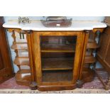 Victorian walnut credenza with marble top - Approx W: 138cm D: 45cm H: 98cm