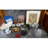 Collectables to include a pewter brooch and bachelors silver plate tea set