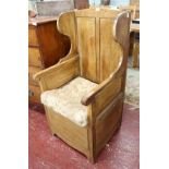 Early pine armchair - Approx H: 113cm