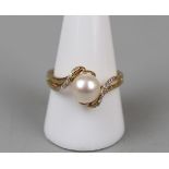 Gold & Pearl diamond ring - Size S