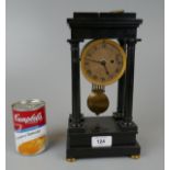 Mantel clock