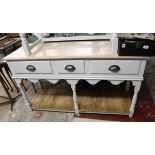 Painted oak dresser base - Approx W: 137cm D: 45cm H: 76cm