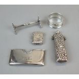 Collection of hallmarked silver to include Vesta case, Perfume bottle etc. - Appox gross weight 104g