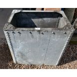 Metal water tank