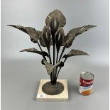 Metal flower ornament on marble base - Approx. height: 38cm
