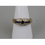 Gold sapphire and diamond ring - Approx. size: P