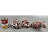 3 Amari animal figurines