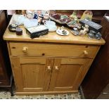 Small pine cupboard with drawer - Approx size W: 88cm D: 48cm H: 91cm