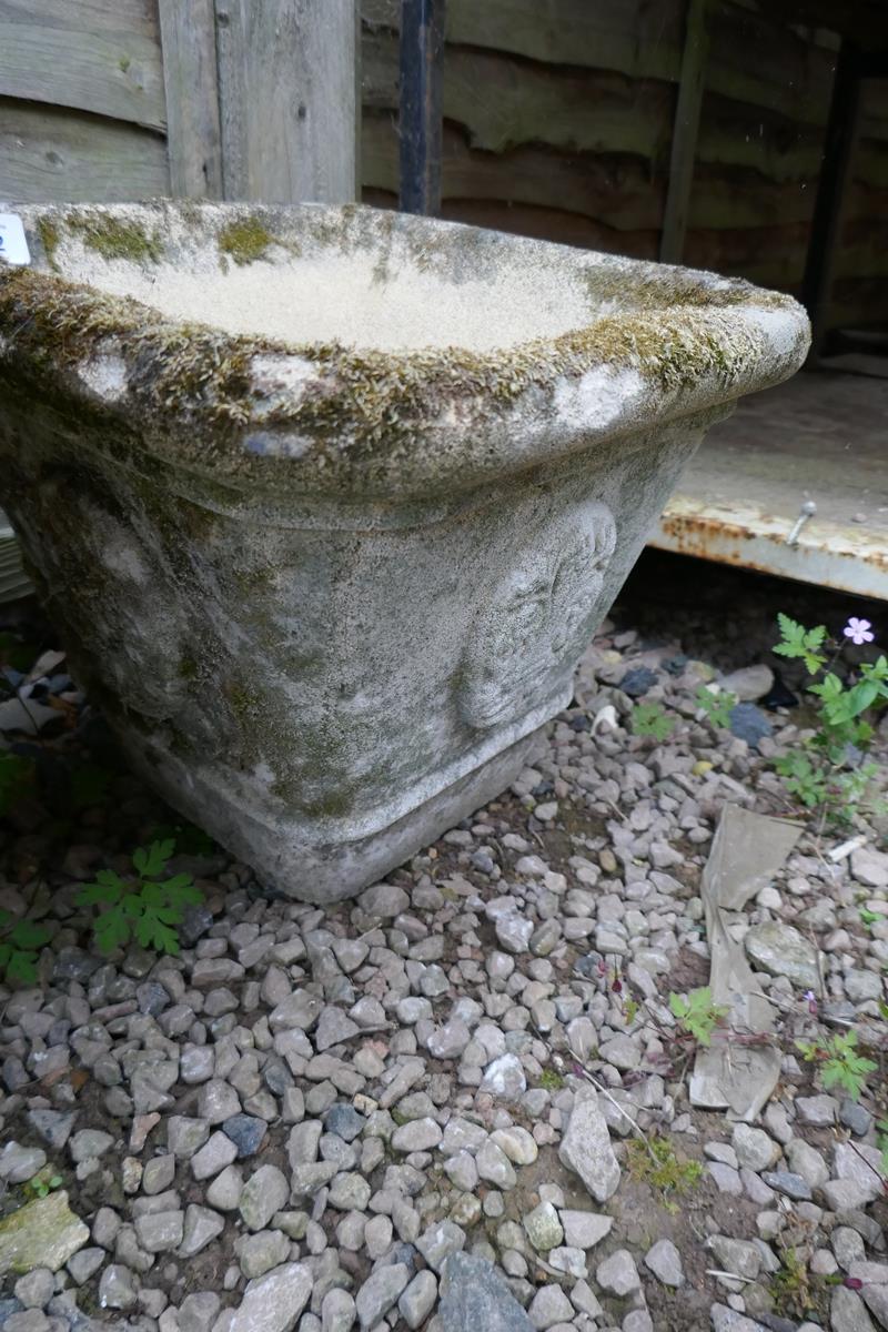 Square stone planter - Image 3 of 3