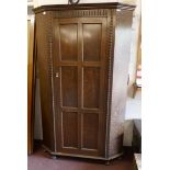 Oak wardrobe - Approx size W: 113cm D: 46cm H: 183cm