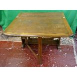 Oak drop leaf table