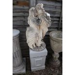 Stone statue of lovers on pedestal - Approx height: 134cm