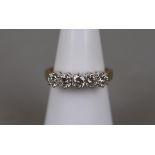 Fine 18ct gold 5 stone diamond set ring - Approx size: L