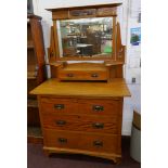 Arts and Crafts oak dressing table - Approx size: W: 91cm D: 51cm H: 160cm