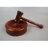 Auctioneers gavel set