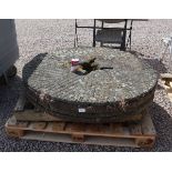 Very heavy and large antique mill wheel - Approx diameter: 122cm