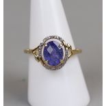 Gold tanzanite & diamond ring - Approx size: Q