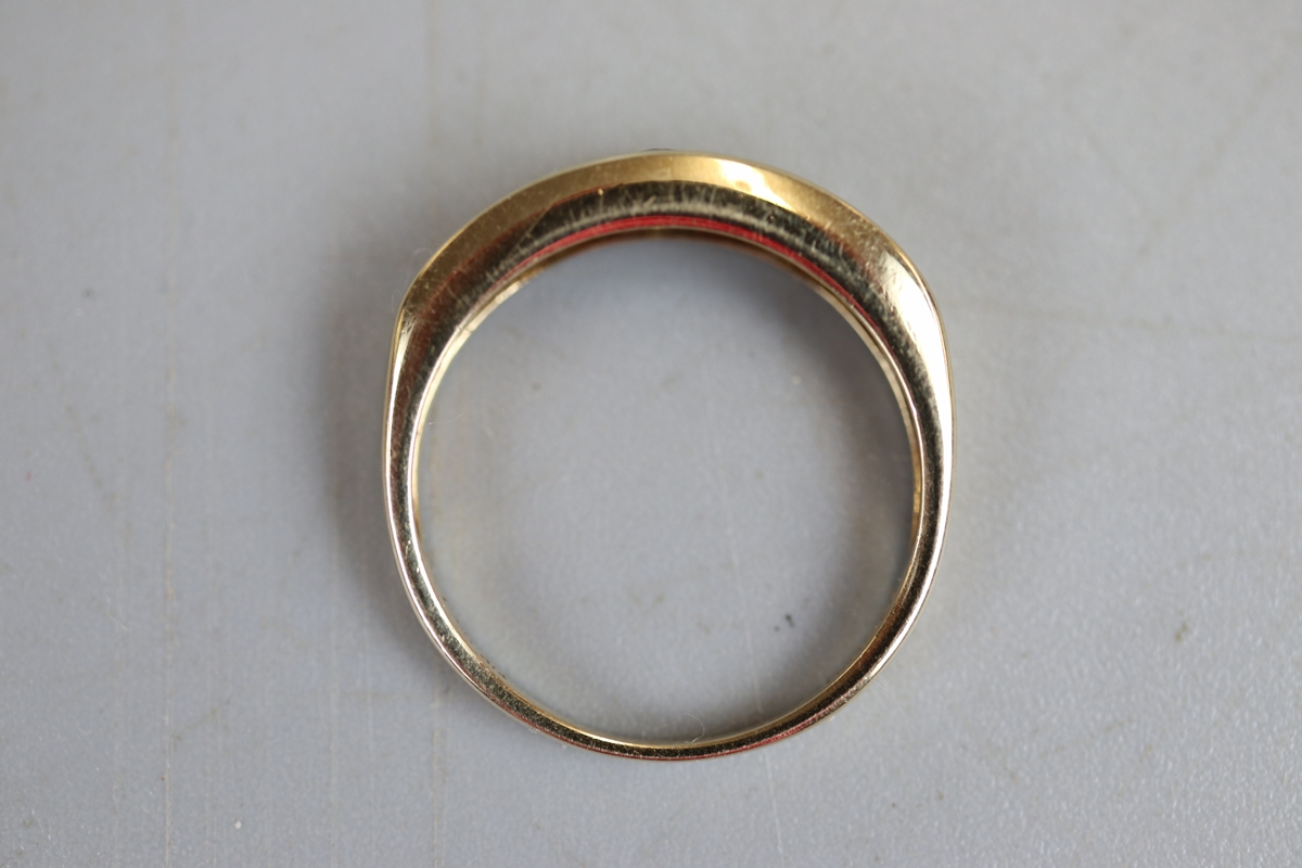 Gold sapphire & diamond 1/2 hoop ring - Approx size: M - Image 4 of 4