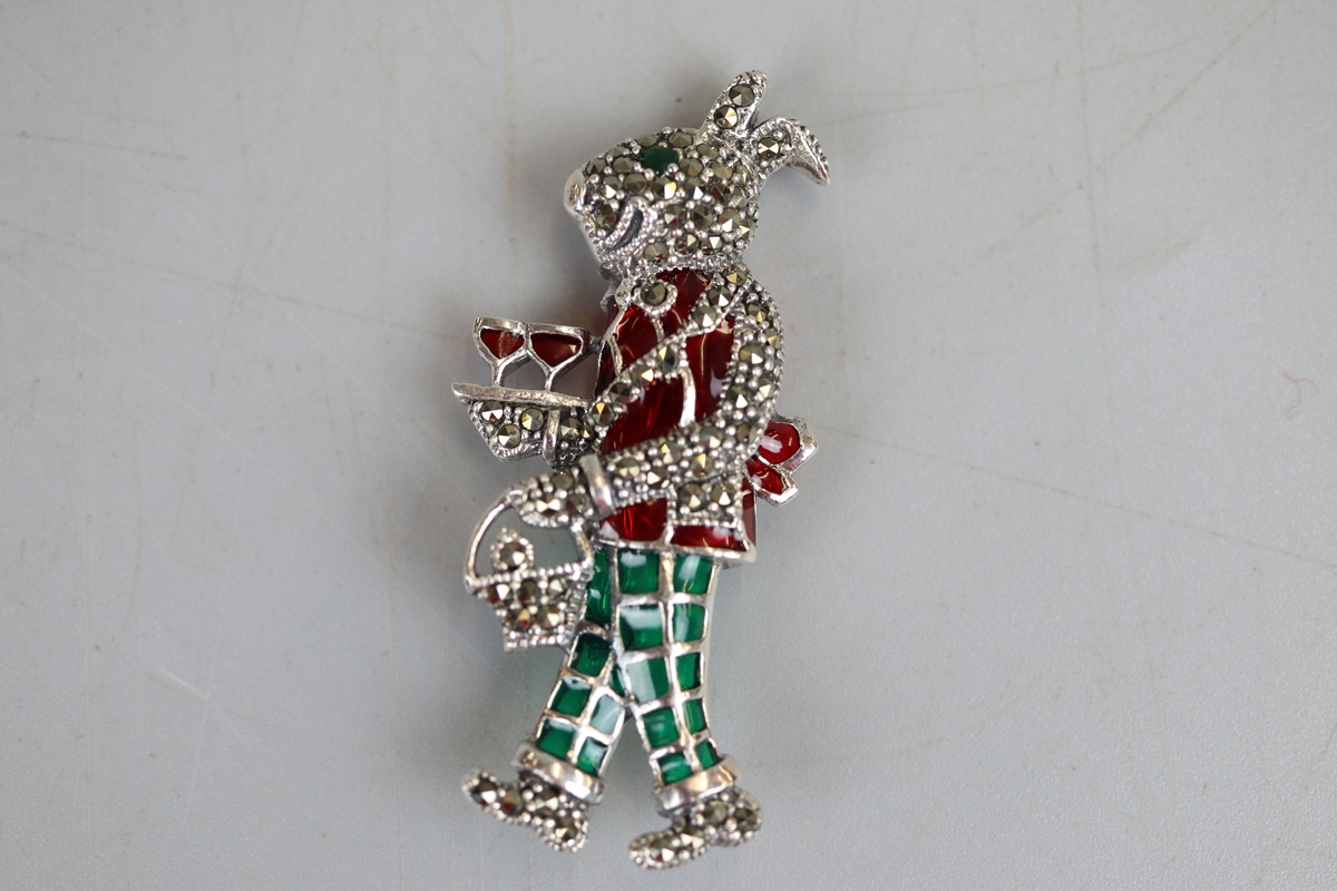 Silver enamel & emerald eyed rabbit brooch