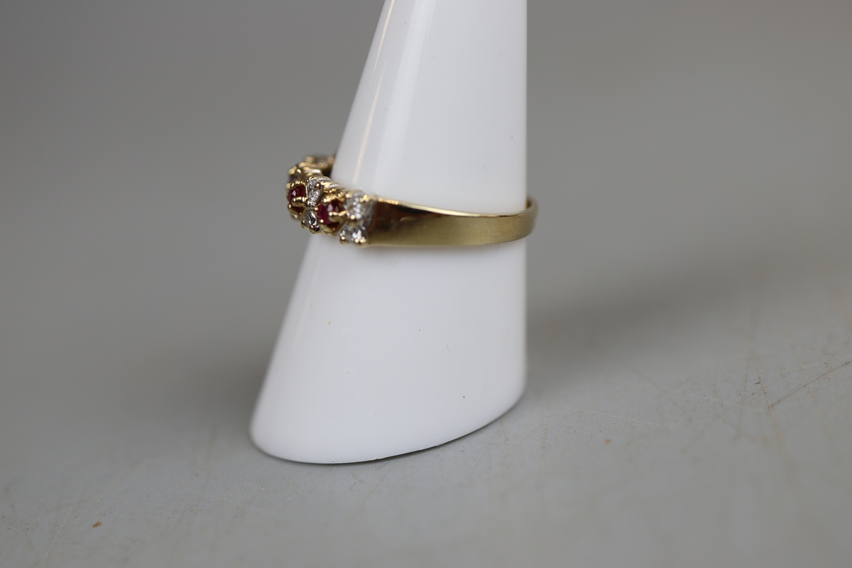 Gold ruby & diamond set ring - Approx size: P - Image 2 of 3