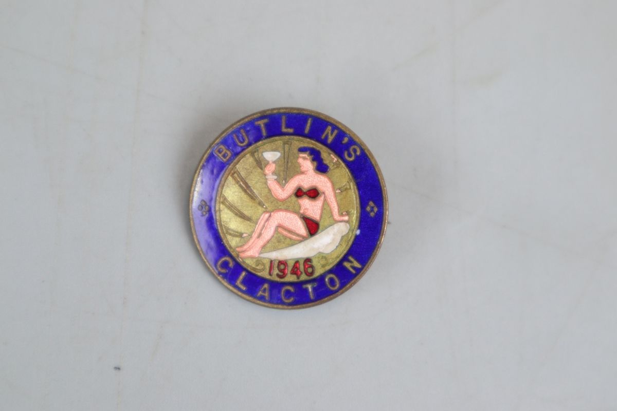 Collection of pin badges to include Butlins - Image 8 of 8