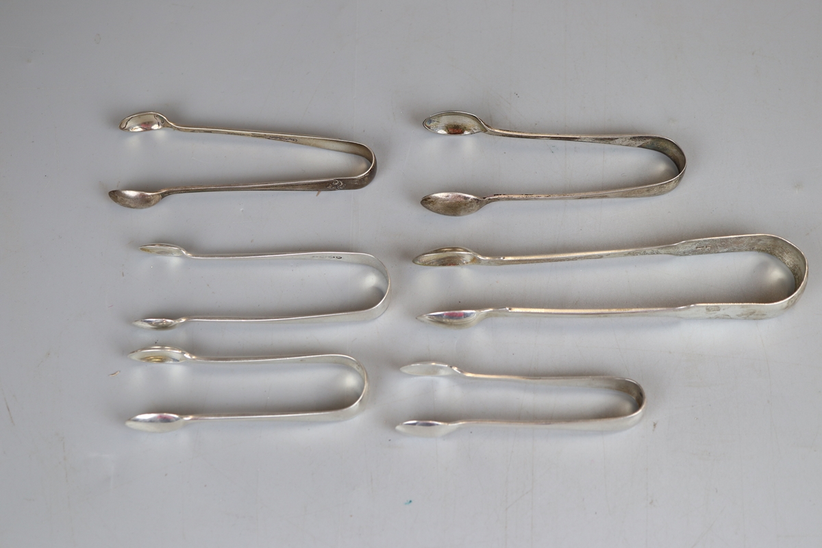 6 pairs of hallmarked silver tongs - Approx. weight 138g