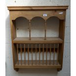 Pine wall hanging plate rack