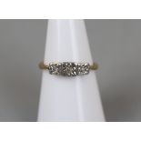 Gold 1930's 3 stone diamond ring - Approx size: N