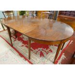 19thC D end dining table with leaf - Approx size: L: 210cm W: 132cm H: 75cm