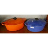 2 Le Creuset pots