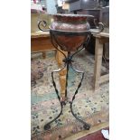 Copper jardinière on wrought iron stand - Approx height: 86cm