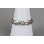 Platinum 950 ring - Approx Weight 5.4g - Approx ring size: P