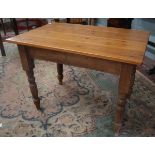 Small pine table - Approx size: L: 99cm W: 67cm H: 71cm