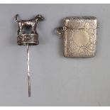Silver bottle top in form of dog and Vesta case - Overall approx weight: 48g