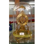 Skeleton clock under glass dome on onyx base - Approx height: 32cm