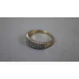 Gold 4 row diamond set ring - Approx size: Q