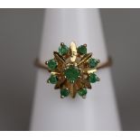 Gold emerald cluster ring - Approx size: N