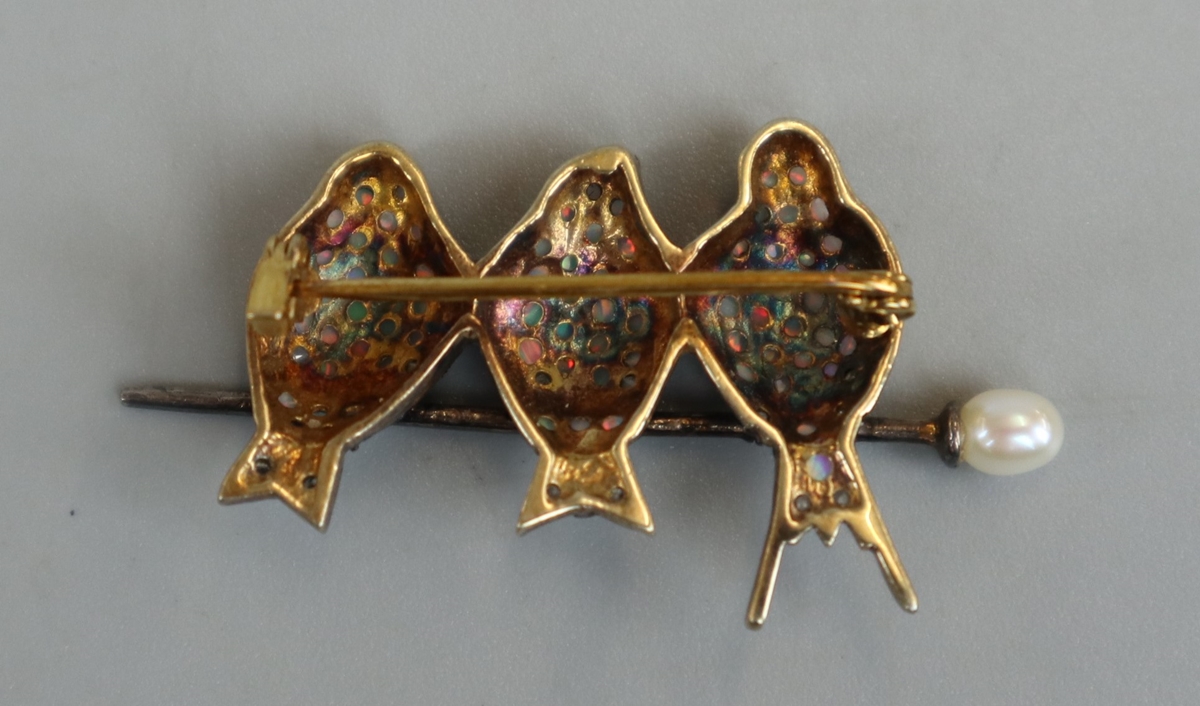 Silver and opal brooch - Birds on perch - Image 2 of 2