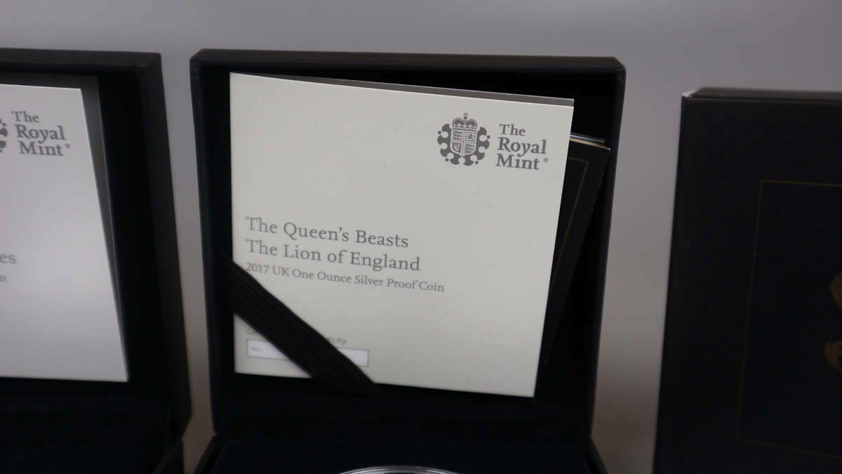 The Queen's Beasts - The Lion of England (2017) & The Red Dragon of Wales (2018) 1 ounce silver - Image 3 of 8