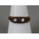 Gold amethyst and opal ring - Approx size: N