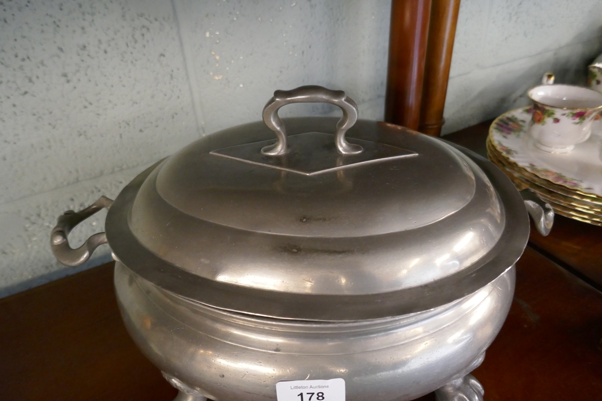 Antique pewter tureen with ball and claw feet - Image 2 of 5