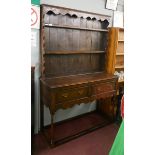 Large oak dresser - Approx size: W: 126cm D: 47cm H: 191cm